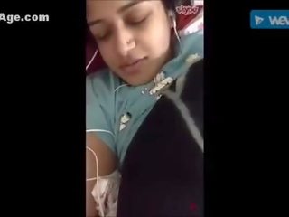 Bangali bhabhi payudara mov dan alat kemaluan wanita seks dengan memasukkan jari untuk pasangan - wowmoyback