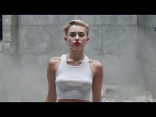 Miley ciro desnudo en su nuevo música presilla