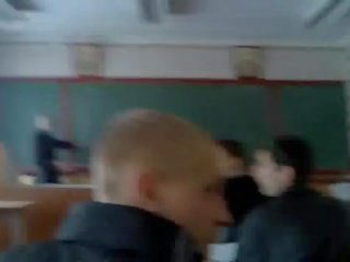 Kolledž lady wanking fellow in class