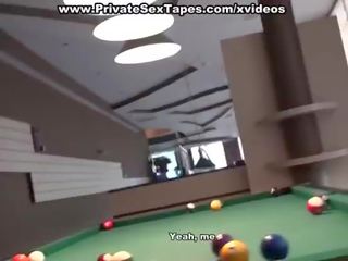 Billiard juego como enticing obras de teatro