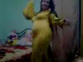 Chubby Arab Amateur Dance 1