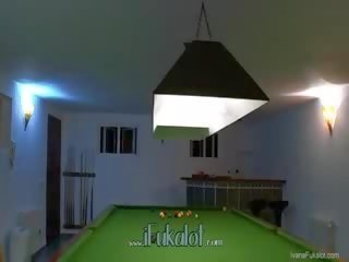 Dalawa lezboes solo sa billiard