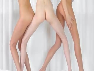 Drie meisjes drie mooi vaginas