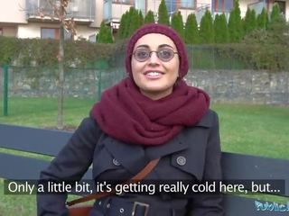 Publik agent afghan enchantress pays to fuck a big pénis