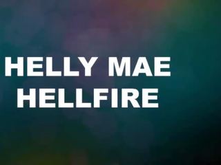 Helly mae hellfire saját tulajdonú gépjármű leszopás