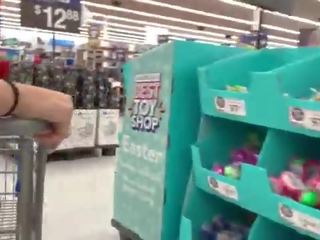 Een echt gril recording een exceptional kuiken bij walmart -