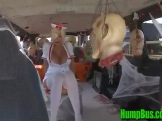 Haloween hump autobus în primul rând parte