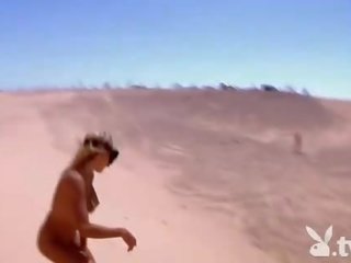 Пишні badass немовлята любить sand boarding