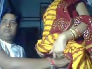 Delhi wali প্রেমময় bhabi মধ্যে saree উদ্ভাসিত দ্বারা স্বামী জন্য টাকা