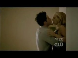 Candice accola stor fascinerende scene