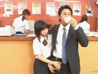 יפני adolescent יש ל כיף עם 40 אֲנָשִׁים & שלה בת זוג 