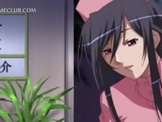 Lonely anime sairaanhoitaja masturboi märkä siepata sisään julkinen