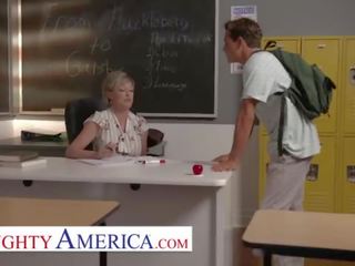 Nezbedný amerika - dee williams fucks ji studentská